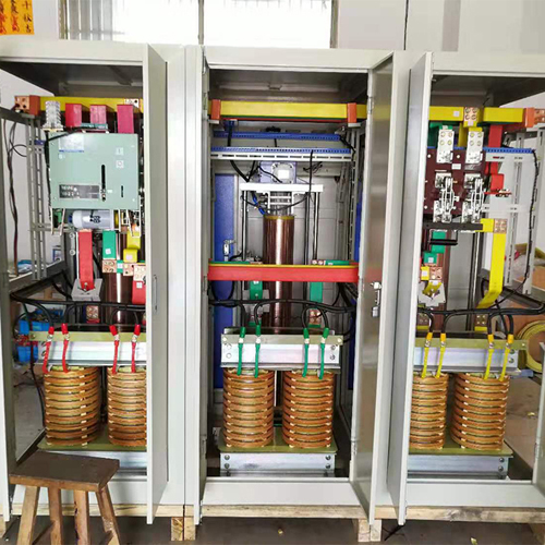 三相電壓輸入不平衡電網(wǎng)補(bǔ)償穩(wěn)壓