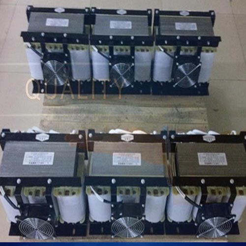 三相變壓器裸機