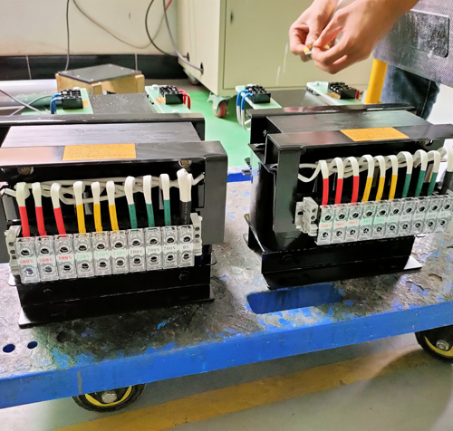 電爐設備用三相380轉220變壓器