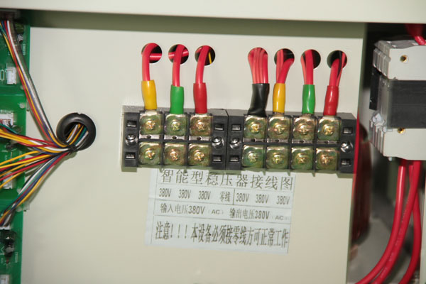 三相四線380伏穩壓器完整接線示意圖及注意事項