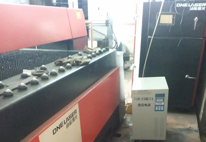 激光切割機專用穩壓器現場安裝